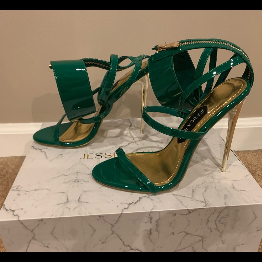 Jessica Rich Green Sandal.  Brand New.
